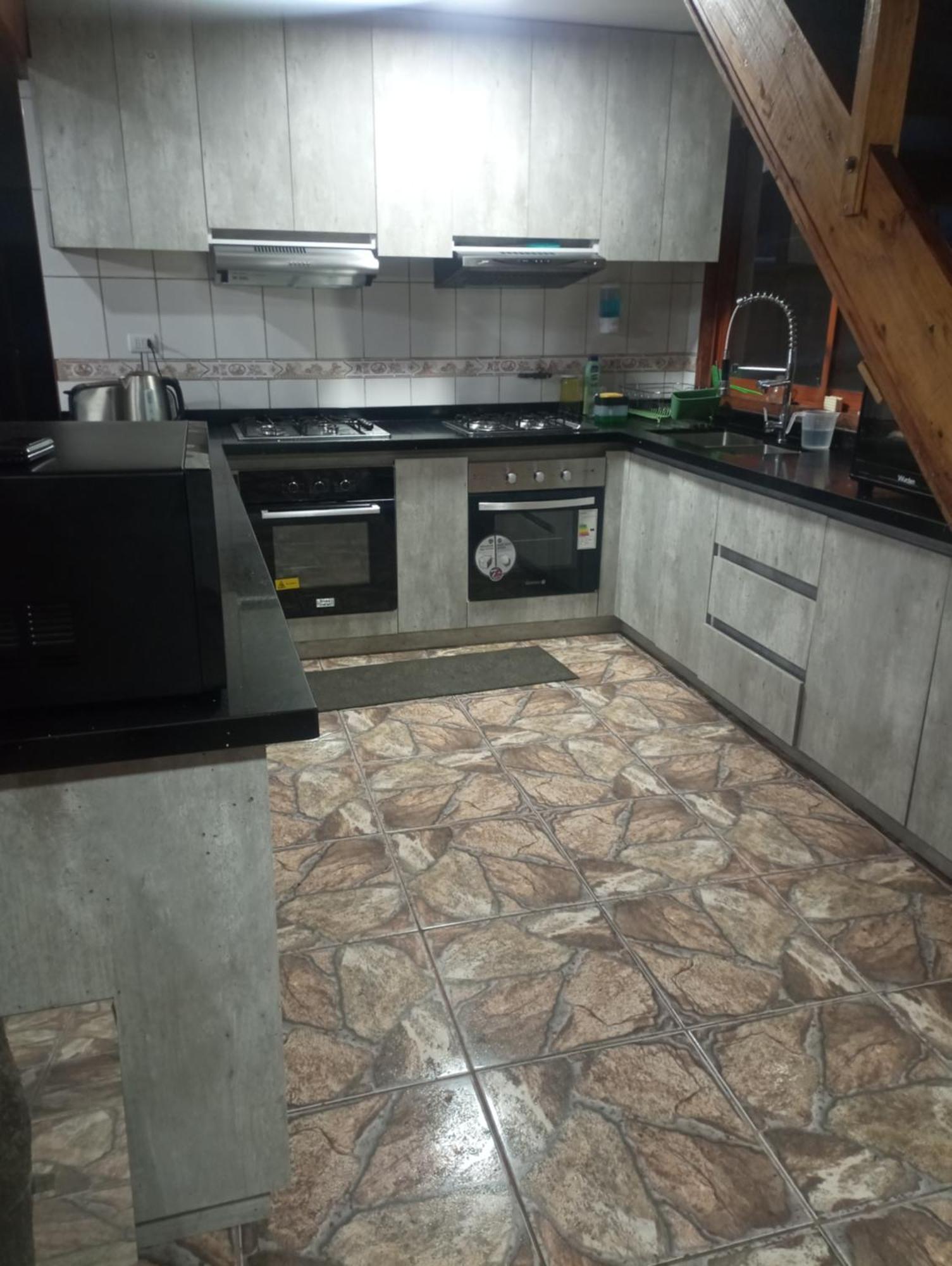 Hostal Maitahue Pucon Bagian luar foto