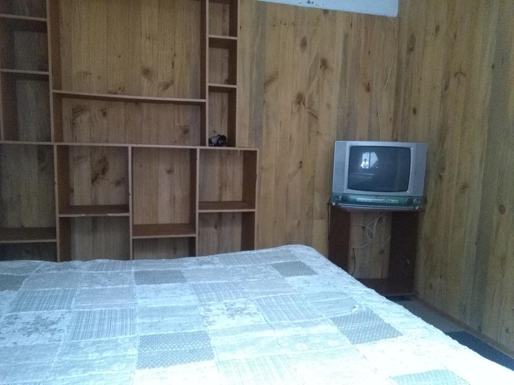 Hostal Maitahue Pucon Ruang foto